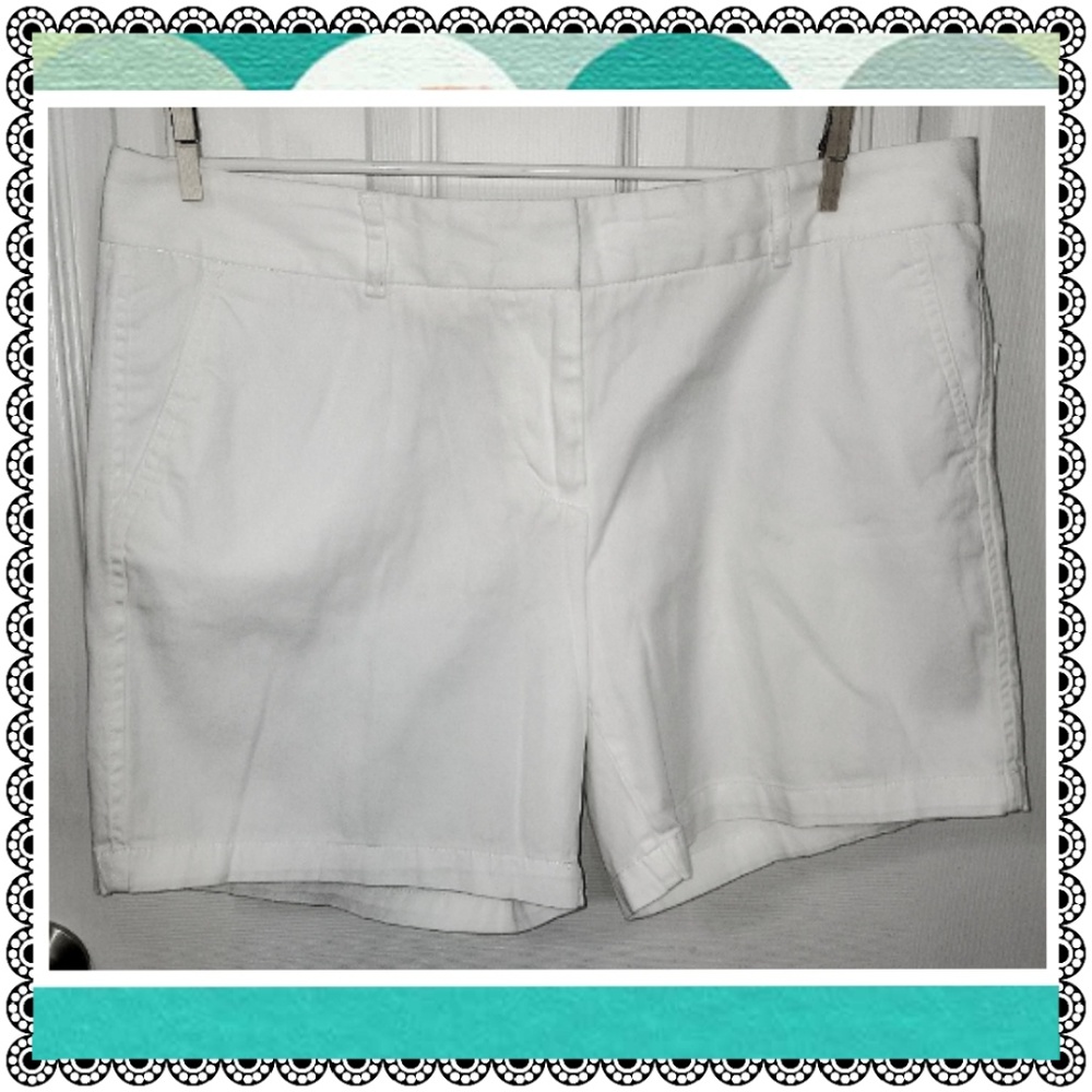 {Land 'N Sea} stretchy white shorts, sz 12